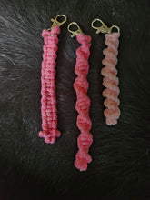 Macrame clips/key chains - pink collection