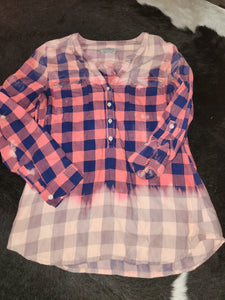 Distressed Flannel - Navy/Coral Plaid - Women's Size Medium