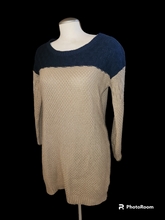 Ivy & Oak beige and navy tunic size medium.