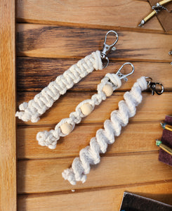 Macrame clips/key chains - white collection